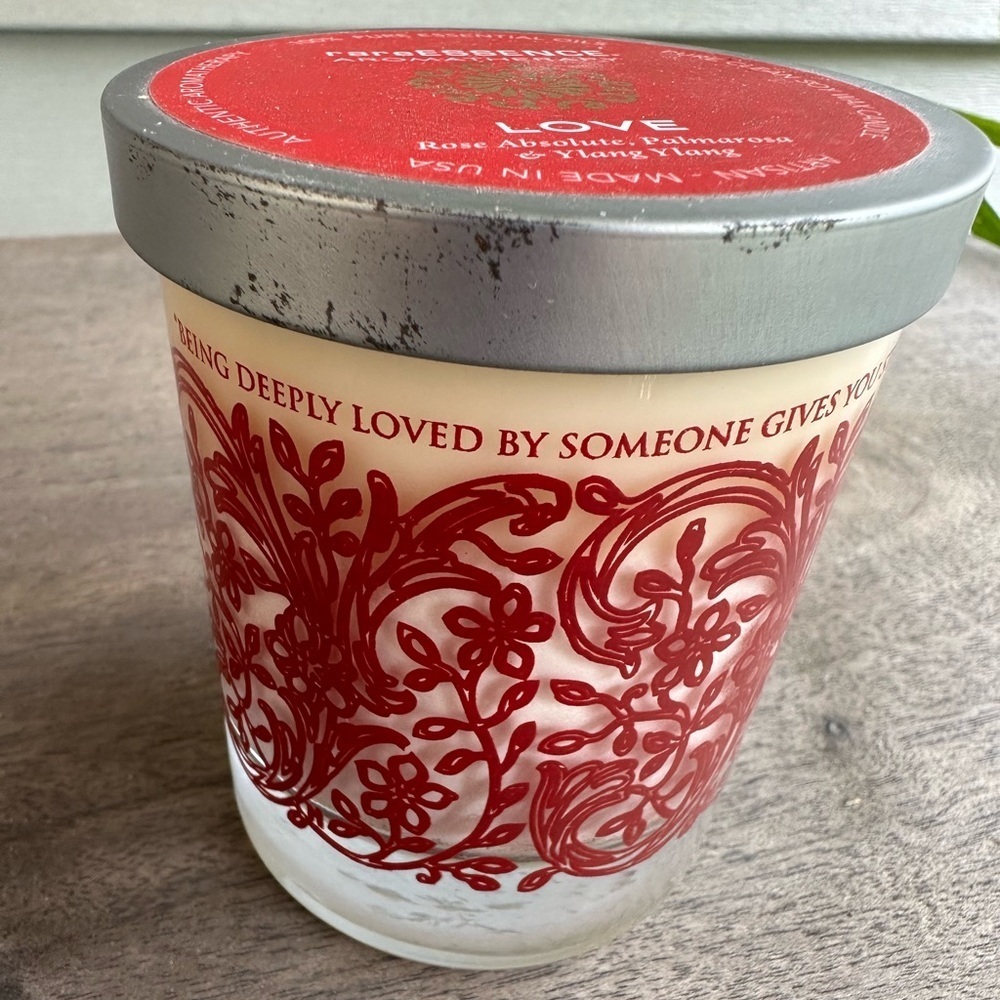 rareESSENCE Love Aromatherapy Spa Candle - Picture 6 of 6